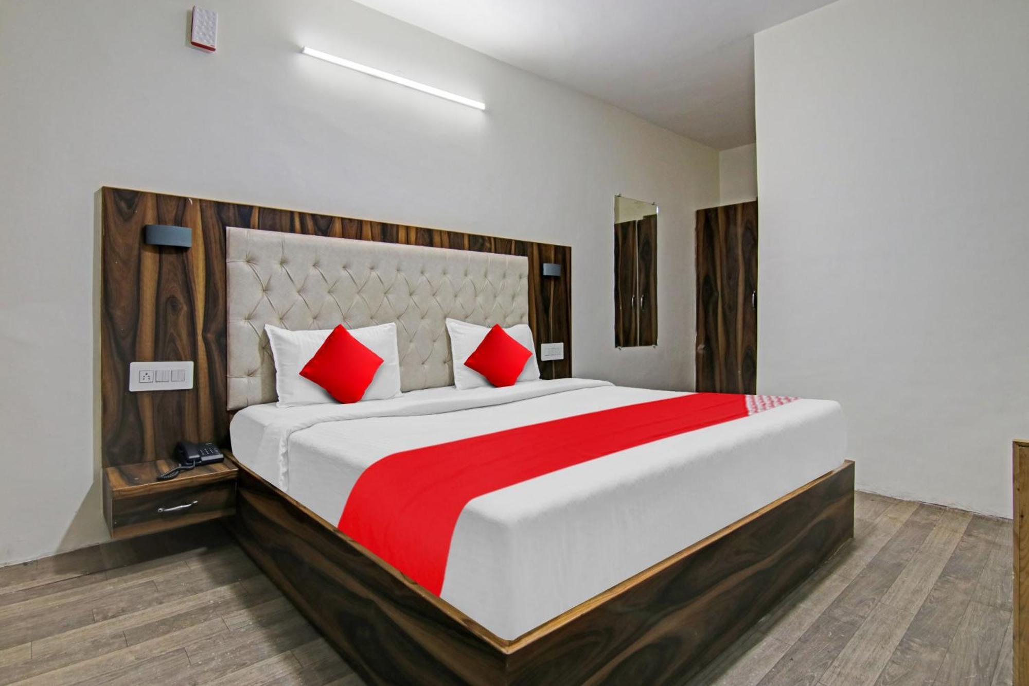 Hotel O Alfa Манали Экстерьер фото